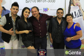 Confiram as fotos do show da banda Bonde do Forró