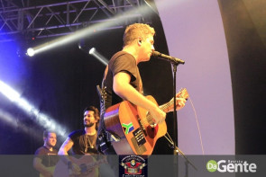 Confiram as fotos "Deu Branco" com Jota Quest