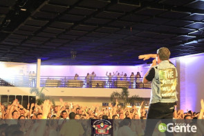 Confiram as fotos "Deu Branco" com Jota Quest