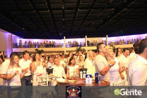 Confiram as fotos "Deu Branco" com Jota Quest