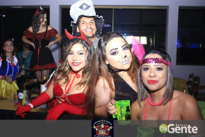 Confiram as fotos da festa a Fantasia 2017