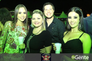 Confiram as fotos do show do Gustavo Lima