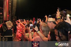 Confiram as fotos do show do Gustavo Lima