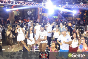 Confiram as fotos do Réveillon  2018 na Cantina Mato Grosso Dourados