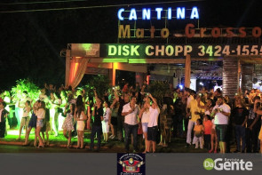 Confiram as fotos do Réveillon  2018 na Cantina Mato Grosso Dourados