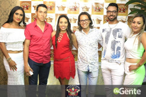 Confiram as fotos do Réveillon  2018 na Cantina Mato Grosso Dourados