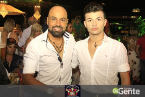 Confiram as fotos do Réveillon  2018 na Cantina Mato Grosso Dourados