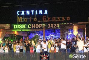 Confiram as fotos do Réveillon  2018 na Cantina Mato Grosso Dourados