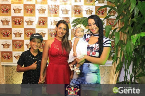 Confiram as fotos do Réveillon  2018 na Cantina Mato Grosso Dourados