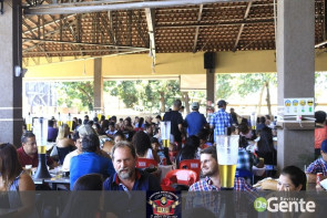Confiram as fotos do Churrasco Dançante na Cantina Mato Grosso