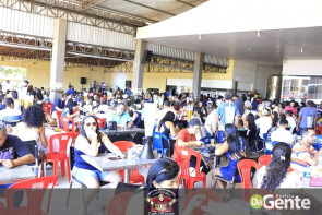 Confiram as fotos do Churrasco Dançante na Cantina Mato Grosso