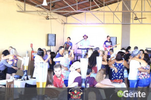 Confiram as fotos do Churrasco Dançante na Cantina Mato Grosso
