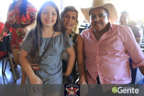 Confiram as fotos do Churrasco Dançante na Cantina Mato Grosso