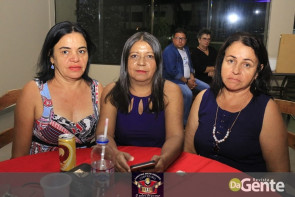 Confiram as fotos da  1ª Sextaneja 2018 no clube Indaiá