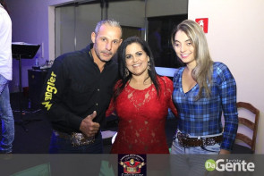 Confiram as fotos da  1ª Sextaneja 2018 no clube Indaiá