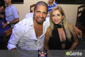 Confiram as fotos da  1ª Sextaneja 2018 no clube Indaiá