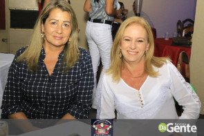 Confiram as fotos da  1ª Sextaneja 2018 no clube Indaiá