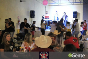Confiram as fotos na Cantina Mato Grosso no dia da Mulher