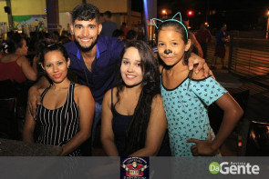 Confiram as fotos na Cantina Mato Grosso no dia da Mulher