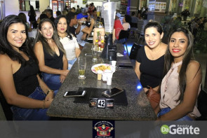 Confiram as fotos na Cantina Mato Grosso no dia da Mulher