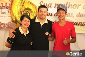 Confiram as fotos do aniversário de 6 anos da Padaria e Confeitaria Art's Das Massas