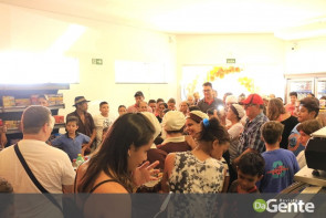 Confiram as fotos do aniversário de 6 anos da Padaria e Confeitaria Art's Das Massas