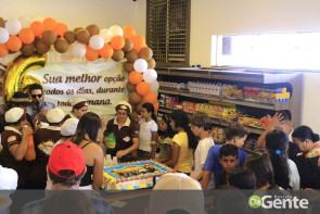 Confiram as fotos do aniversário de 6 anos da Padaria e Confeitaria Art's Das Massas