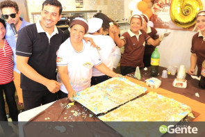 Confiram as fotos do aniversário de 6 anos da Padaria e Confeitaria Art's Das Massas