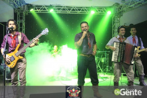 Confiram as fotos do Show Baile com Patricia & Adriana