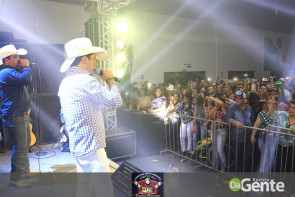 Confiram as fotos do show com Brenno Reis e Marco Viola no clube Ubiratan