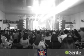 Confiram as fotos do show com Brenno Reis e Marco Viola no clube Ubiratan