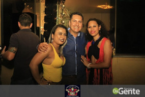 Confiram as fotos do show com Brenno Reis e Marco Viola no clube Ubiratan