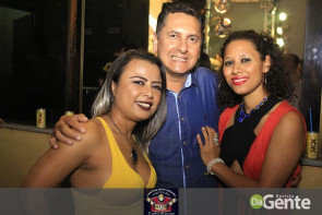 Confiram as fotos do show com Brenno Reis e Marco Viola no clube Ubiratan