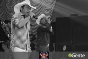 Confiram as fotos do show com Brenno Reis e Marco Viola no clube Ubiratan