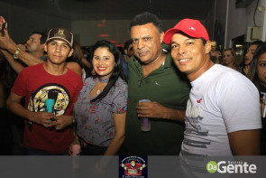 Confiram as fotos do show com Brenno Reis e Marco Viola no clube Ubiratan