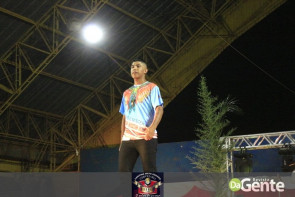 Confiram as fotos do 8° Miss e Mister indígena de Dourados