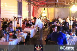 Confiram as fotos do "Dia dos Namorados" na Cantina Mato Grosso