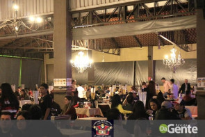 Confiram as fotos do "Dia dos Namorados" na Cantina Mato Grosso