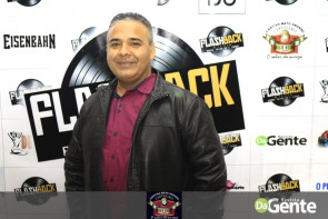 Confiram as fotos do Flash Back