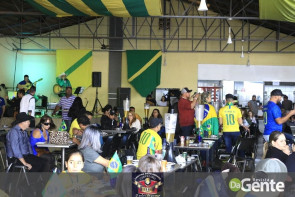 Confiram as fotos da feijoada da copa na  Cantina Mato Grosso