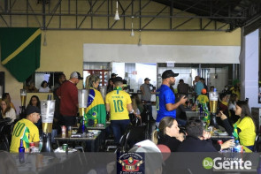Confiram as fotos da feijoada da copa na  Cantina Mato Grosso