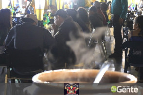 Confiram as fotos da feijoada da copa na  Cantina Mato Grosso