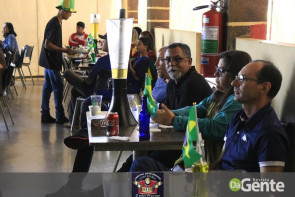 Confiram as fotos da feijoada da copa na  Cantina Mato Grosso