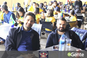 Confiram as fotos da feijoada da copa na  Cantina Mato Grosso