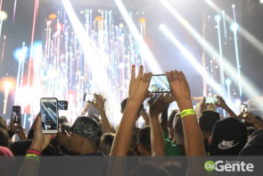 Confiram as fotos do show do funkeiro Jerry Smith em Dourados