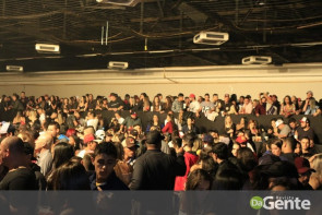 Confiram as fotos do show do funkeiro Jerry Smith em Dourados