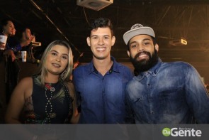 Confiram as fotos do show do funkeiro Jerry Smith em Dourados