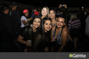 Confiram as fotos do show do funkeiro Jerry Smith em Dourados