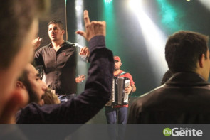 Confiram as fotos do show do funkeiro Jerry Smith em Dourados