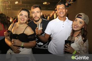 Confiram as fotos do show do funkeiro Jerry Smith em Dourados